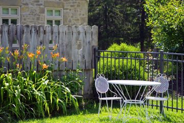 3 critères à prendre en considération pour choisir la table de jardin idéale