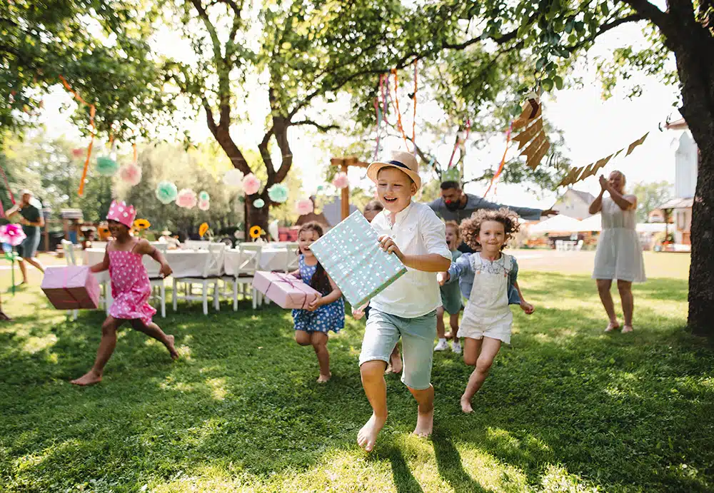 Tout ce que vous devez savoir avant d’organiser une fête dans votre jardin